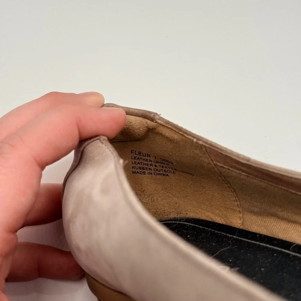 Abeo 24/7 Fleur Taupe Leather Laser Cut Perforated Ballet Flats Womens 7
